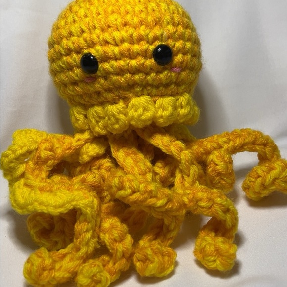 Crochet Yellow Jellyfish Stuffed Animal Plushy - Picture 3 of 3